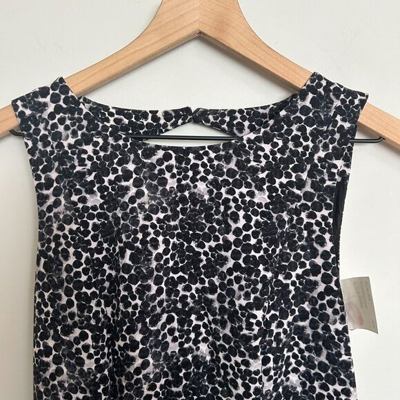 H&M Keyhole Back Scoop Neck Leopard Open Back Dress - Picture 2 of 9